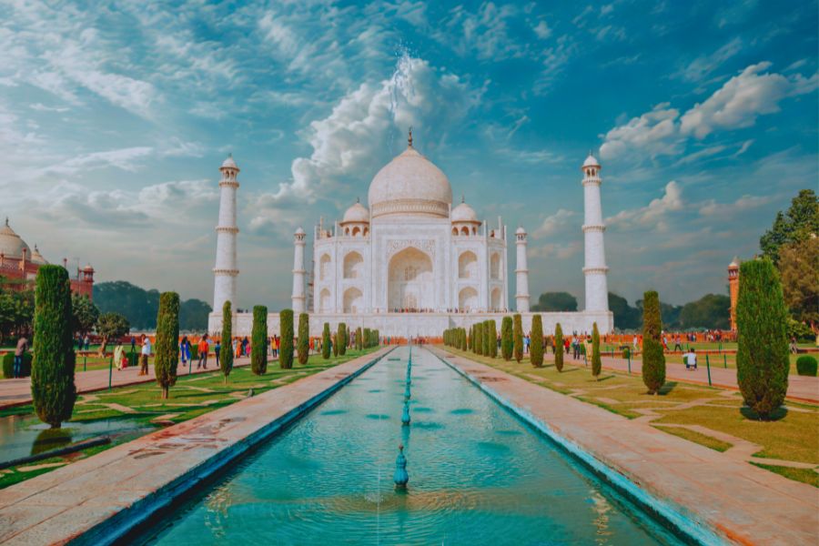 Taj Mahal and Agra Fort Tour by Car from Delhi